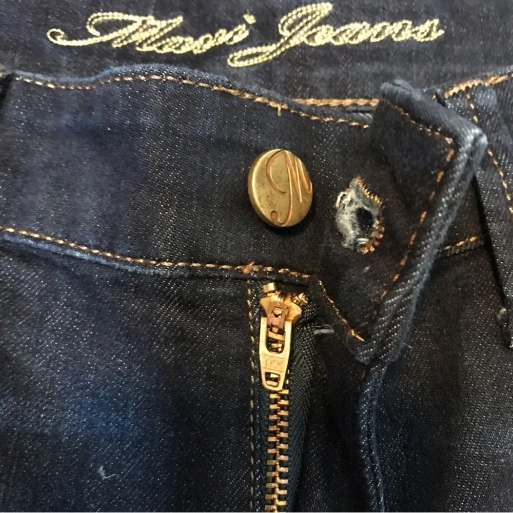 **Donated 2024** Mavi dark wash boot cut jeans size 30 - Picture 4 of 7